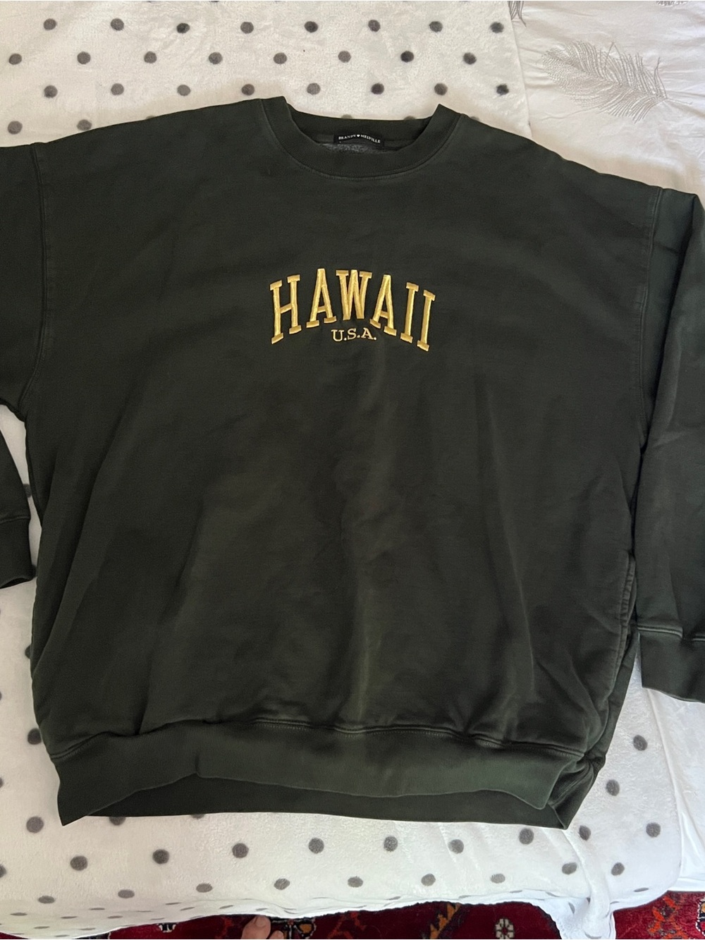 Brandy Melville Forest Green Crewneck with Gold Hawaii Embroidery